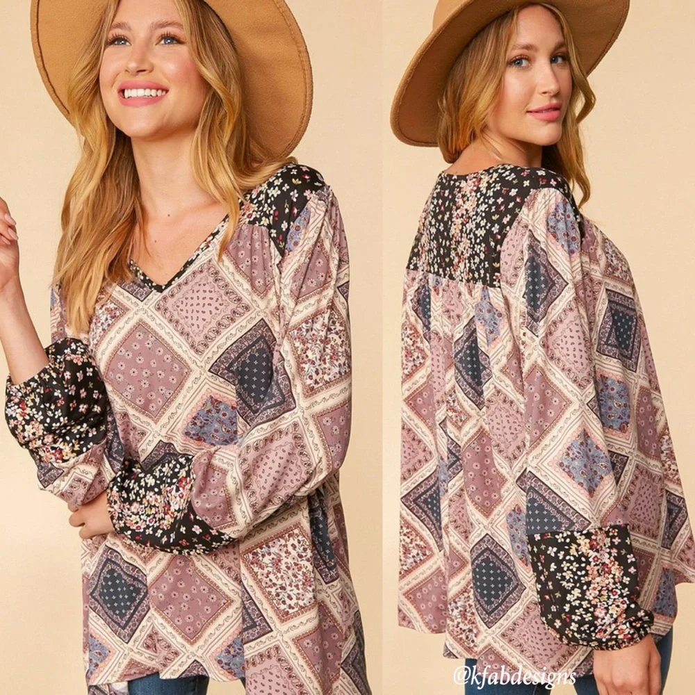 LAST 2! V Neck Bohemian Color Block Bubble Sleeve Knit Top! - Picture 3 of 8